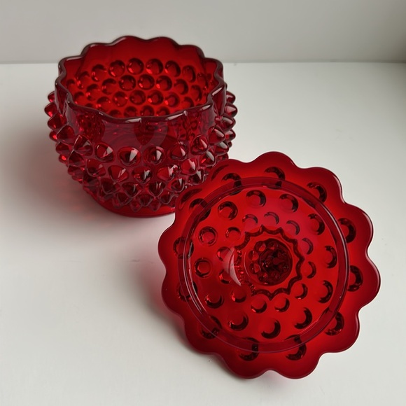 FENTON Ruby Red Hobnail Glass Candy Dish Vanity Jar & Lid PRISTINE - Picture 7 of 12